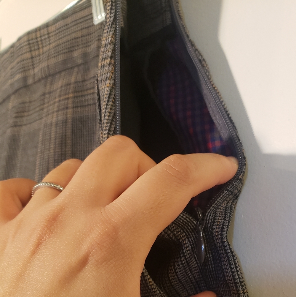 Sandro High-Waisted Pants View 3